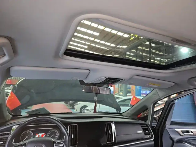 GAC Trumpchi M8 — Фото автомобиля 17