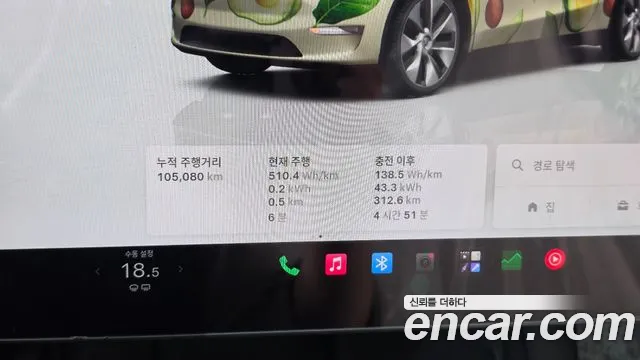 Tesla Model Y — Фото автомобиля 11