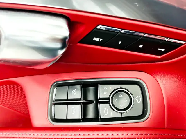 Porsche 718 — Фото автомобиля 17