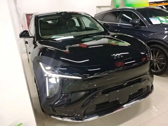 IM Motors LS6 — Фото автомобиля 3