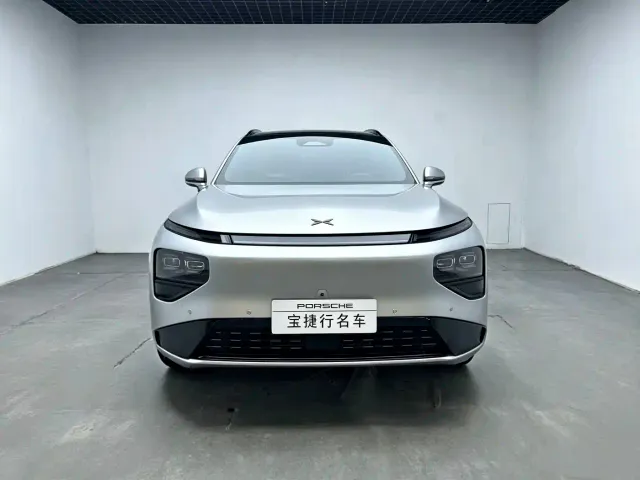 Xpeng G9 — Фото автомобиля 2