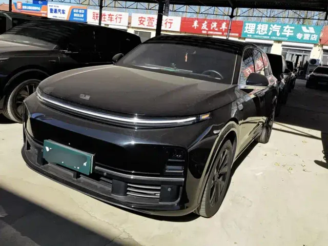 Фотография автомобиля — Li Auto L7