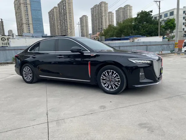 Hongqi H5 — Фото автомобиля 3