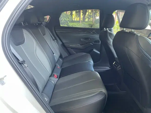 BYD Qin L 2024 DM-i 80KM Leading Edition — Фото автомобиля 8