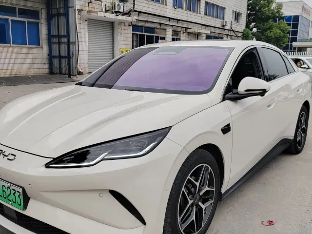 Фотография автомобиля — BYD Seal 06