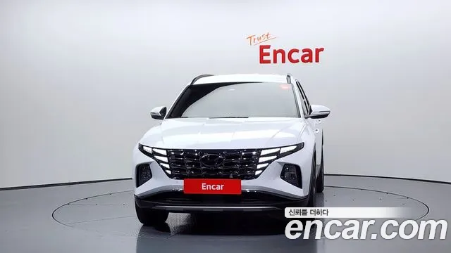 Hyundai Tucson Tucson (NX4) Бензин 1.6 Turbo 4WD — Фото автомобиля 3