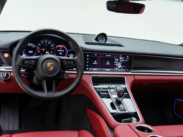 Porsche Panamera — Фото автомобиля 15
