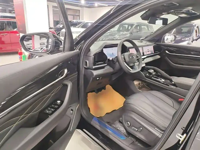 Geely Xingyue L — Фото автомобиля 15