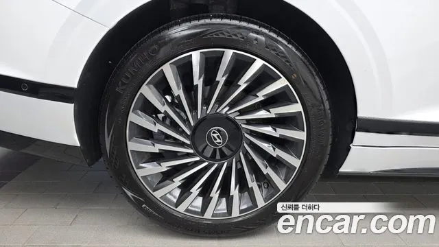 Hyundai Grandeur GN7 — Фото автомобиля 5