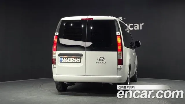 Hyundai Staria Staria Карго 5 мест — Фото автомобиля 4