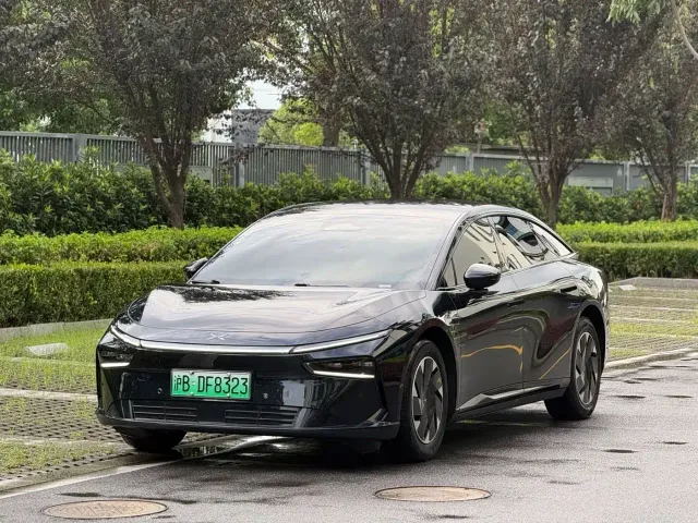 Xpeng P7+ — Фото автомобиля 3