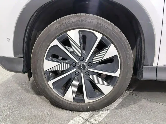 BYD Song PLUS — Фото автомобиля 15