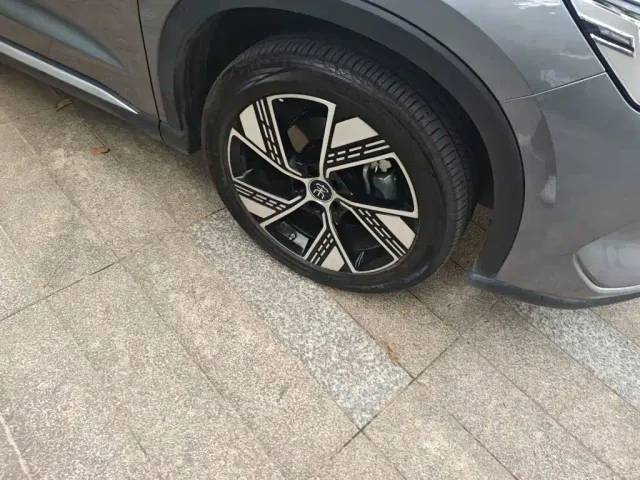 BYD Song Pro — Фото автомобиля 25