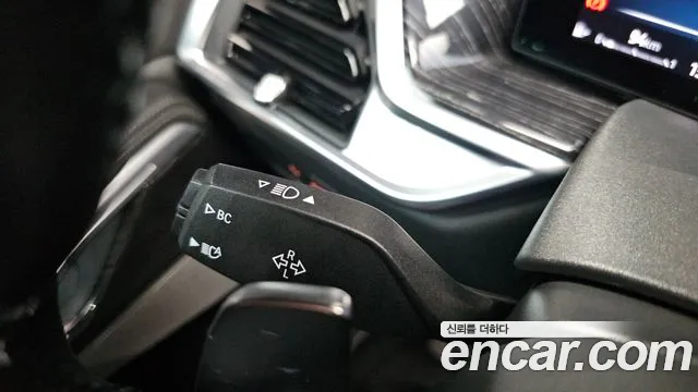 BMW X6 xDrive40i M Sport — Фото автомобиля 24