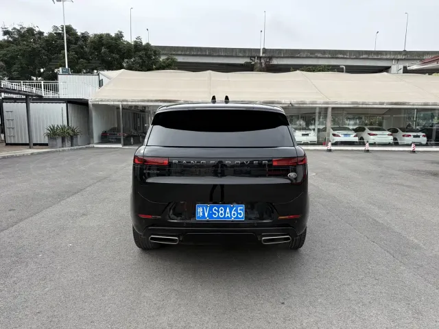 Land Rover Range Rover Sport — Фото автомобиля 12
