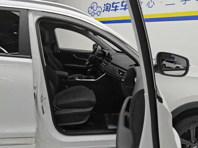 Chery Tiggo 8 — Фото автомобиля 8