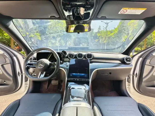 Mercedes-Benz C-Class — Фото автомобиля 4