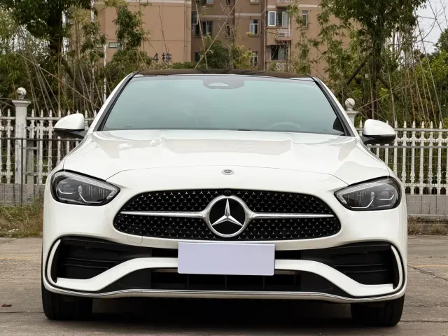 Mercedes-Benz C-Class — Фото автомобиля 2