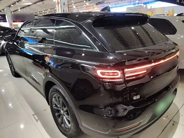 Leapmotor C11 — Фото автомобиля 4