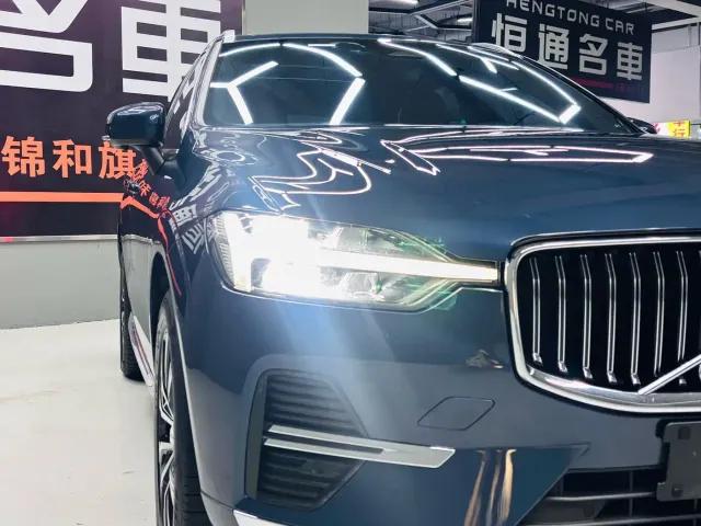 Volvo XC60 — Фото автомобиля 6