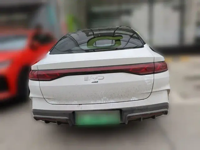 BYD Qin L — Фото автомобиля 3