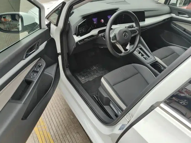 Volkswagen Golf 2021 280TSI DSG Pro — Фото автомобиля 15
