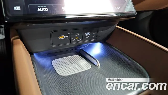 Hyundai Grandeur GN7 — Фото автомобиля 12