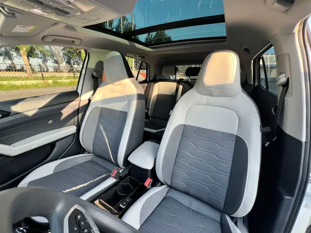 Volkswagen Tharu — Фото автомобиля 12