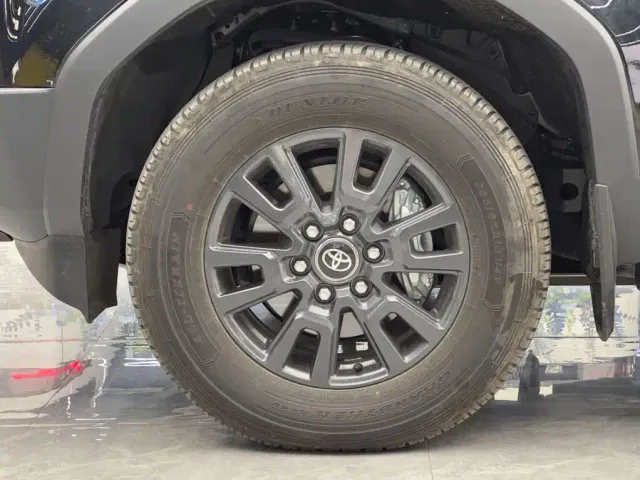 Toyota Prado — Фото автомобиля 4