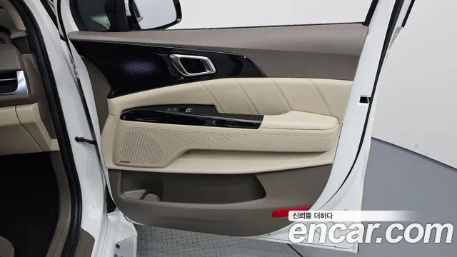 Kia Carnival 4th Gen — Фото автомобиля 14