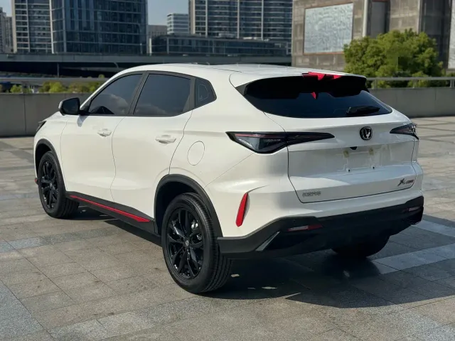 Changan X5 Plus — Фото автомобиля 4