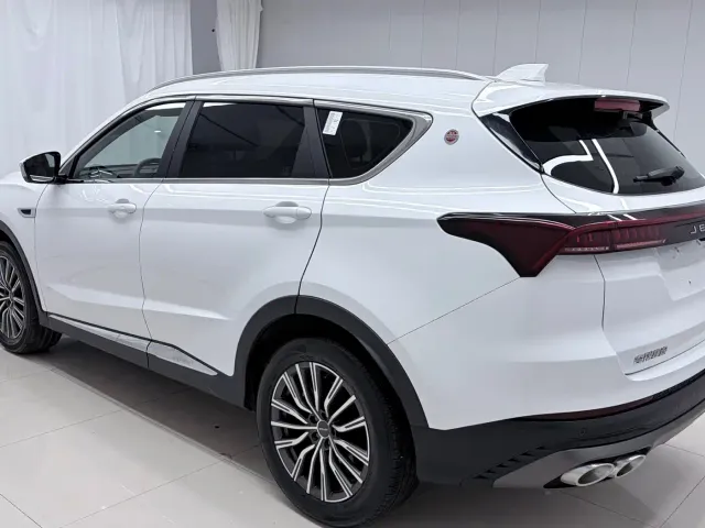 Jetour X70 Plus — Фото автомобиля 6