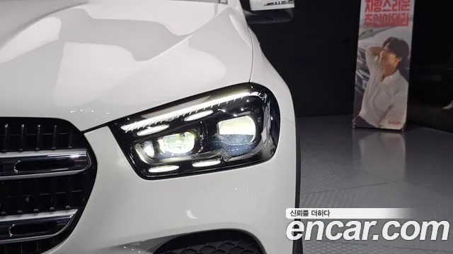 Mercedes-Benz GLE-Class — Фото автомобиля 17
