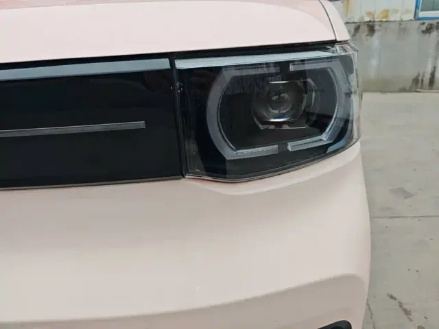 Wuling Hongguang Mini EV — Фото автомобиля 23