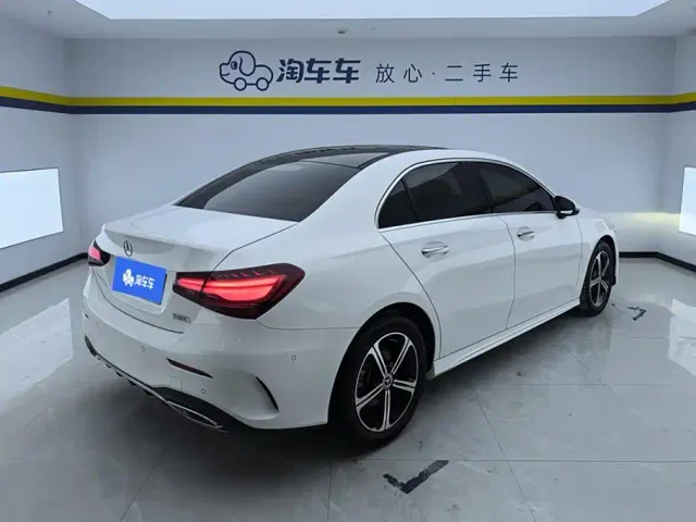 Mercedes-Benz A-Class — Фото автомобиля 3