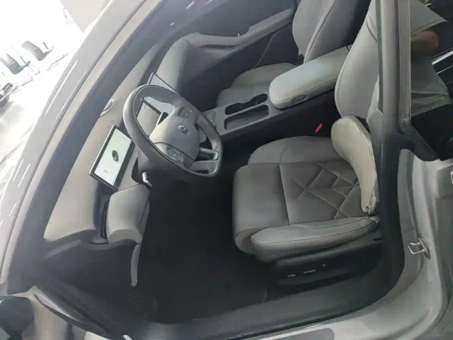 Nio ET5 Touring — Фото автомобиля 14
