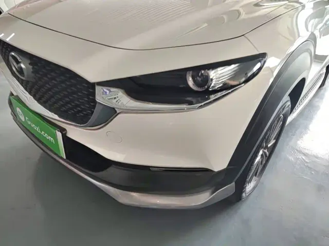 Mazda CX-30 EV — Фото автомобиля 23