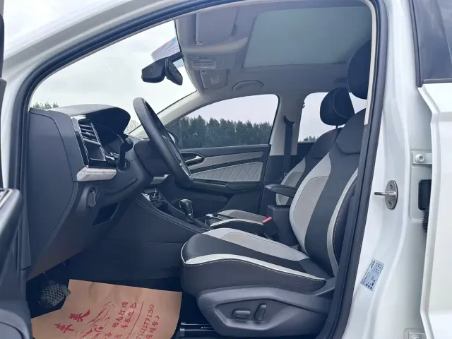 Jetta VS7 — Фото автомобиля 15