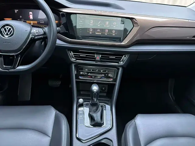 Volkswagen Tharu — Фото автомобиля 14