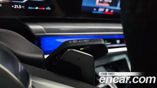 BMW 7-Series — Фото автомобиля 29
