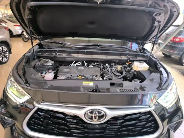 Toyota Highlander — Фото автомобиля 19