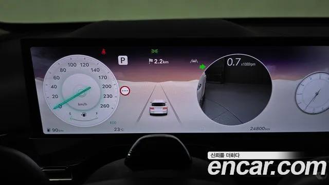 Genesis GV80 — Фото автомобиля 11
