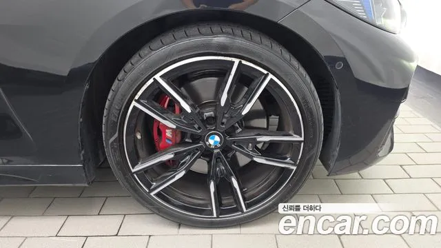 BMW 4 Series G22 — Фото автомобиля 6