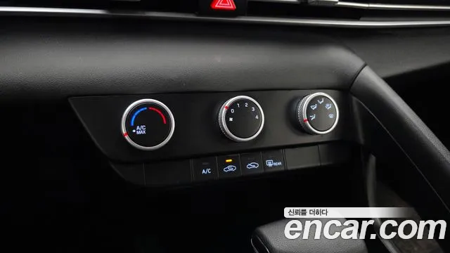 Hyundai AVANTE Avante (CN7) 1.6 LPi (Для проката) — Фото автомобиля 16