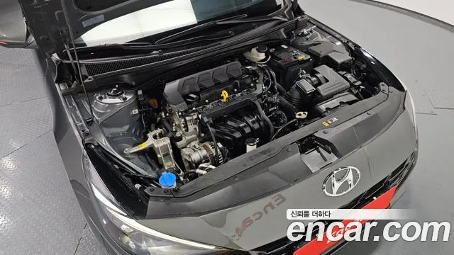 Hyundai AVANTE Avante (CN7) — Фото автомобиля 5