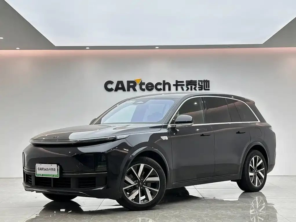 Фотография автомобиля — Li Auto Li L8