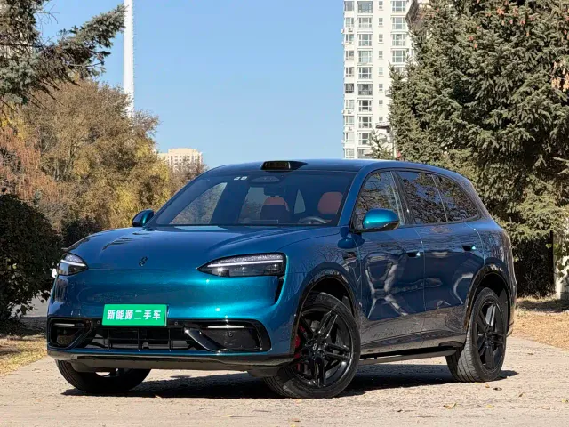 Фотография автомобиля — Aito M6