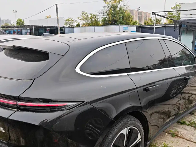 Nio ET5 Touring — Фото автомобиля 8