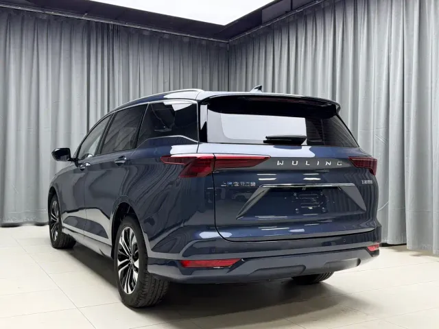 Wuling Victory — Фото автомобиля 6
