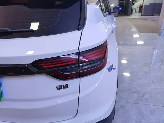 Geely Binyue — Фото автомобиля 7